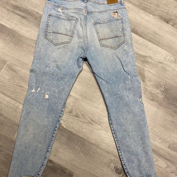 Mens distressed jeans - Picture 2 of 3